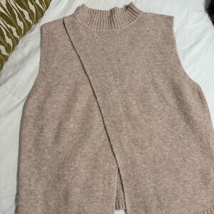Women's Sleeveless Sweater Vest - Beige